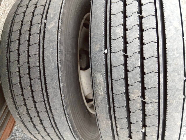 いすゞフォワード高所作業車中型（4t）[写真40]