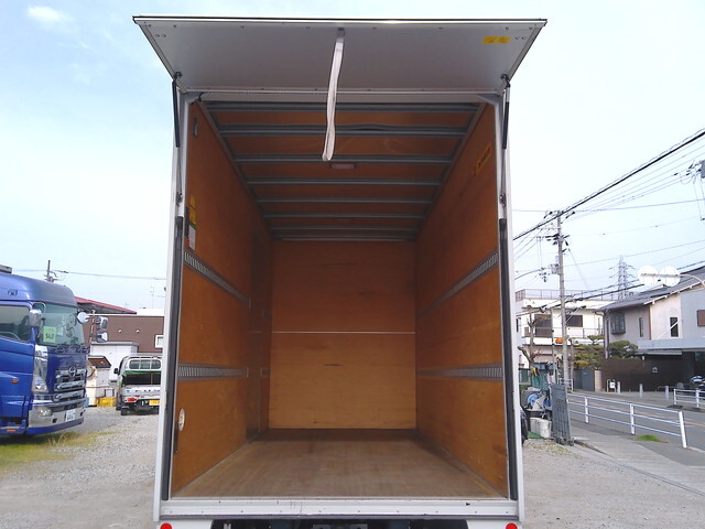 いすゞエルフアルミバン小型（2t・3t）[写真18]