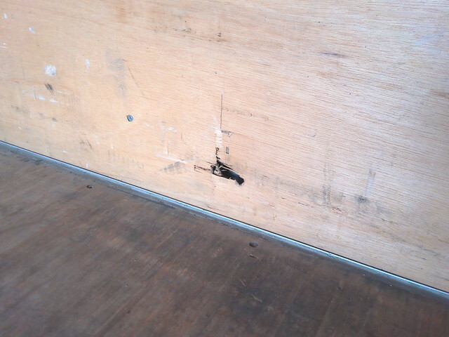 いすゞエルフアルミバン小型（2t・3t）[写真22]