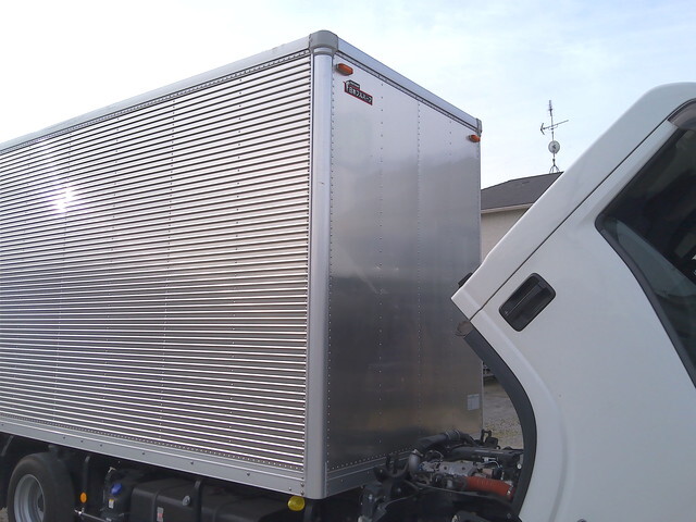 いすゞエルフアルミバン小型（2t・3t）[写真35]