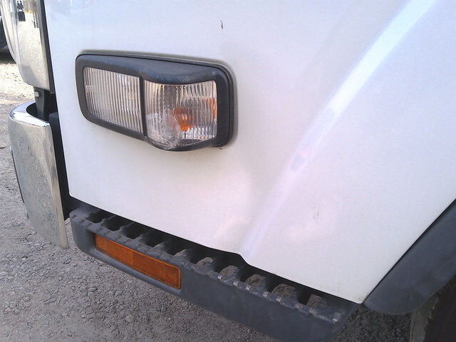 いすゞエルフアルミバン小型（2t・3t）[写真37]