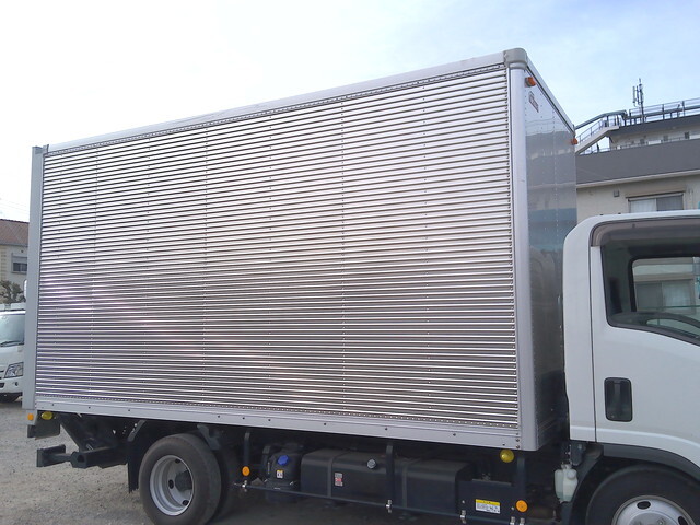 いすゞエルフアルミバン小型（2t・3t）[写真06]