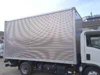 いすゞエルフアルミバン小型（2t・3t）[写真07]