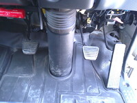 いすゞエルフ冷凍車（冷蔵車）小型（2t・3t）[写真20]