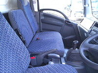 いすゞエルフ冷凍車（冷蔵車）小型（2t・3t）[写真21]