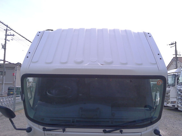 いすゞエルフ冷凍車（冷蔵車）小型（2t・3t）[写真31]