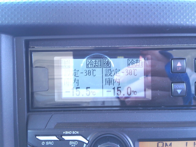 いすゞエルフ冷凍車（冷蔵車）小型（2t・3t）[写真32]