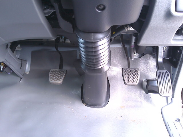 日野デュトロ冷凍車（冷蔵車）小型（2t・3t）[写真22]