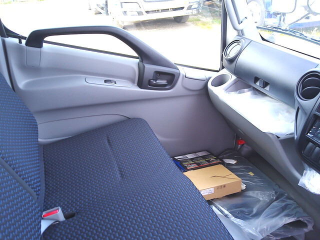 日野デュトロ冷凍車（冷蔵車）小型（2t・3t）[写真25]