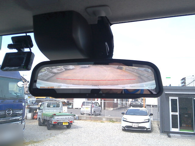 日野デュトロ冷凍車（冷蔵車）小型（2t・3t）[写真27]