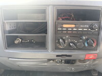 いすゞエルフパッカー車（塵芥車）小型（2t・3t）[写真18]