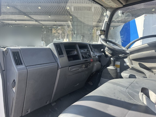 いすゞエルフパッカー車（塵芥車）小型（2t・3t）[写真18]