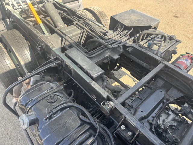 いすゞエルフパッカー車（塵芥車）小型（2t・3t）[写真25]