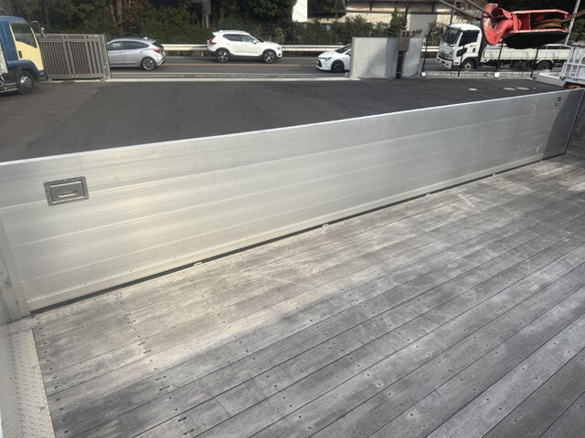 日野レンジャークレーン6段増トン（6t・8t）[写真14]