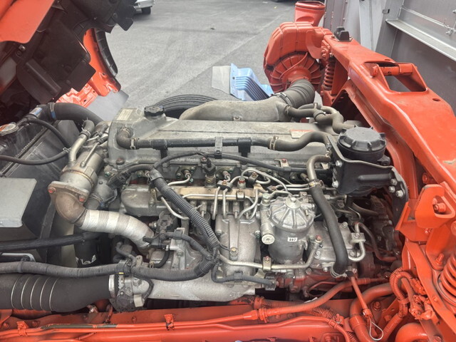 日野レンジャークレーン6段増トン（6t・8t）[写真28]