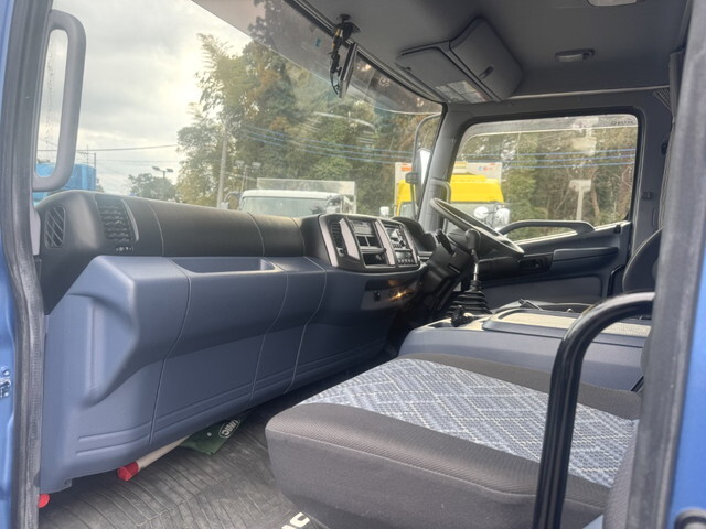 日野レンジャークレーン6段増トン（6t・8t）[写真40]