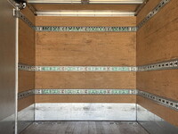 三菱ふそうキャンターアルミバン小型（2t・3t）[写真14]