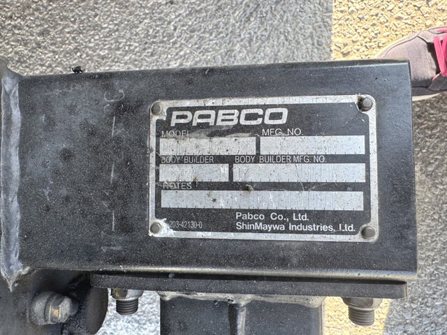 三菱ふそうキャンターアルミバン小型（2t・3t）[写真20]