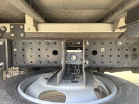 三菱ふそうキャンターアルミバン小型（2t・3t）[写真26]