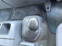 いすゞフォワードアルミウイング中型（4t）[写真35]