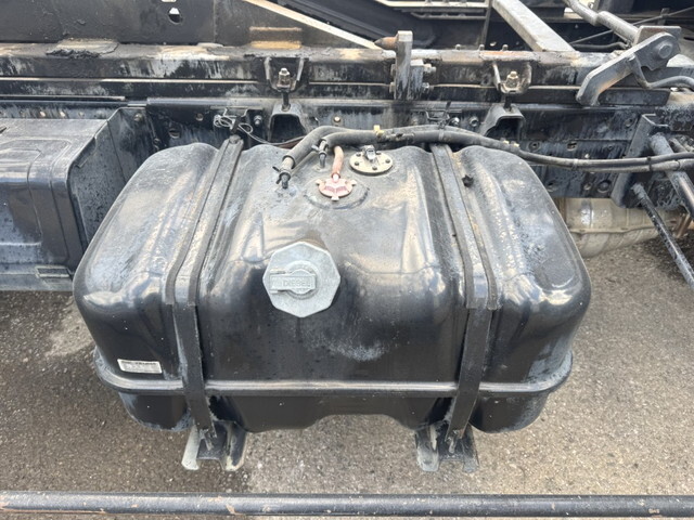 いすゞエルフセーフティクレーン4段小型（2t・3t）[写真19]