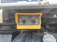 いすゞエルフセーフティクレーン4段小型（2t・3t）[写真26]