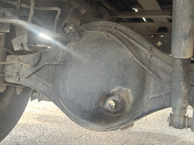 いすゞエルフセーフティクレーン4段小型（2t・3t）[写真26]