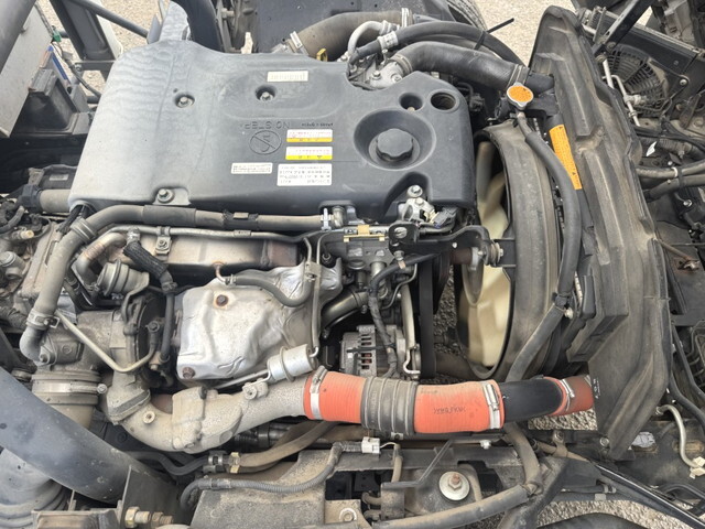 いすゞエルフセーフティクレーン4段小型（2t・3t）[写真30]