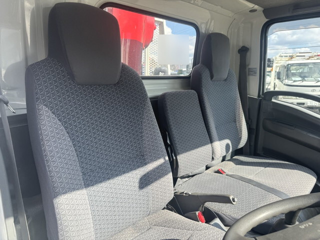 いすゞエルフクレーン4段小型（2t・3t）[写真24]