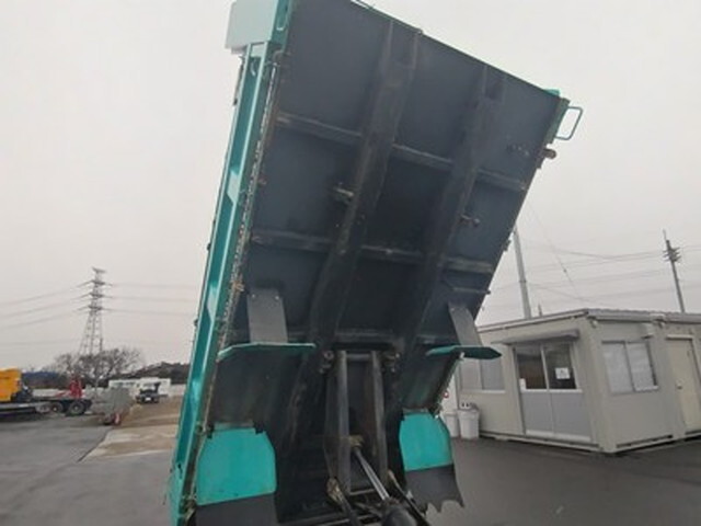 トヨタトヨエースダンプ小型（2t・3t）[写真10]