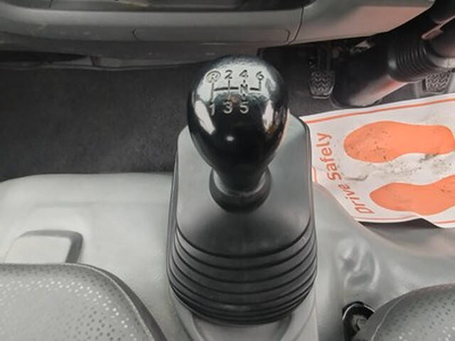 トヨタトヨエースダンプ小型（2t・3t）[写真28]