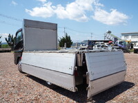 三菱ふそうキャンターアルミブロック小型（2t・3t）[写真12]