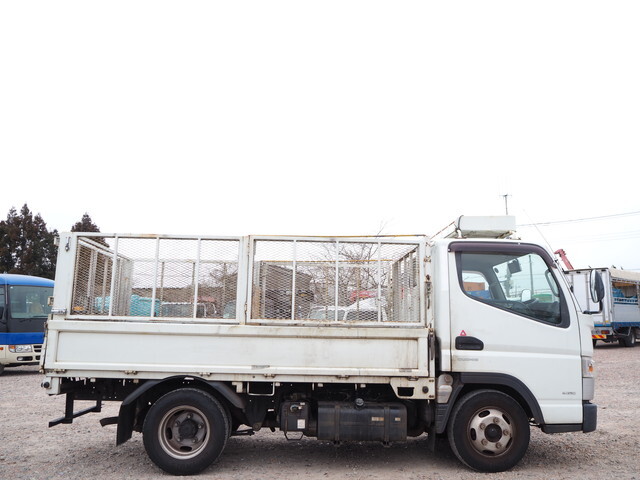 三菱ふそうキャンター平ボディ小型（2t・3t）[写真07]