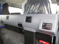 三菱ふそうキャンターダブルキャブ（Wキャブ）小型（2t・3t）[写真14]