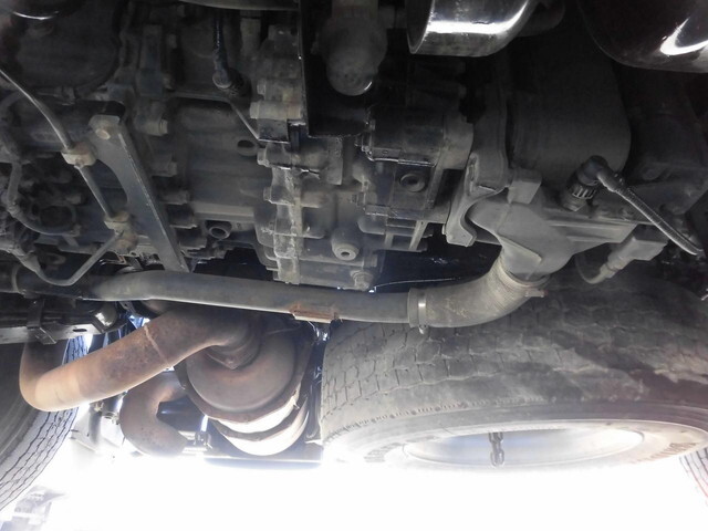 日野プロフィアトレーラーヘッド（トラクターヘッド）大型（10t）[写真30]