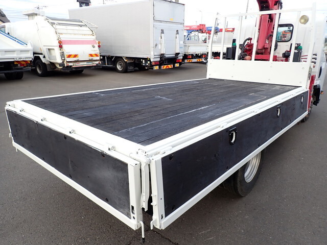 いすゞエルフクレーン3段小型（2t・3t）[写真13]