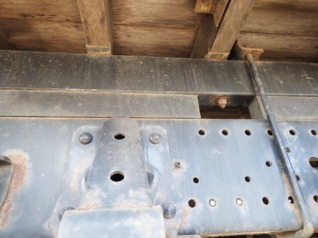 いすゞエルフクレーン3段小型（2t・3t）[写真15]