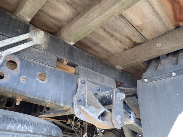 いすゞエルフクレーン3段小型（2t・3t）[写真16]