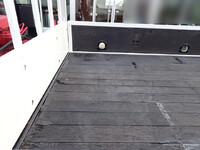 いすゞエルフクレーン3段小型（2t・3t）[写真08]