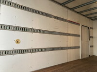 日野デュトロパネルバン小型（2t・3t）[写真16]