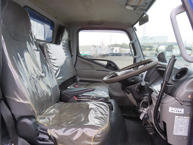 三菱ふそうキャンターダンプ小型（2t・3t）[写真18]