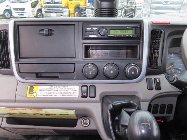 三菱ふそうキャンターダンプ小型（2t・3t）[写真22]