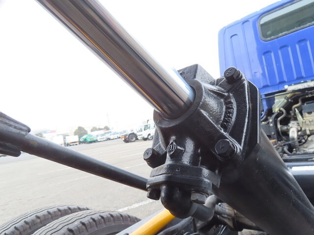 三菱ふそうキャンターダンプ小型（2t・3t）[写真31]