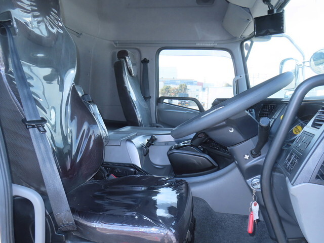 UDトラックスクオン冷凍車（冷蔵車）大型（10t）[写真20]