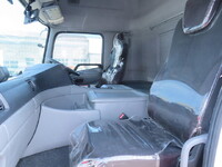 UDトラックスクオン冷凍車（冷蔵車）大型（10t）[写真22]