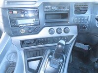 UDトラックスクオン冷凍車（冷蔵車）大型（10t）[写真25]