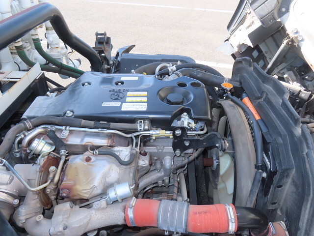 いすゞエルフ散水車小型（2t・3t）[写真14]