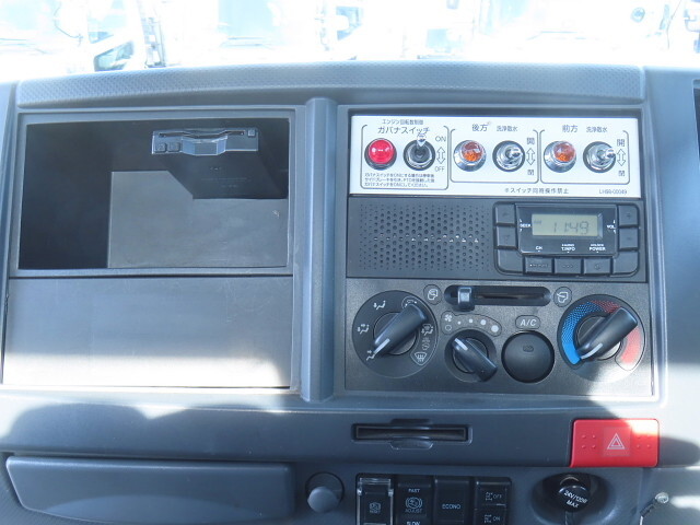 いすゞエルフ散水車小型（2t・3t）[写真22]