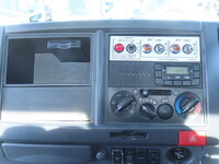 いすゞエルフ散水車小型（2t・3t）[写真23]