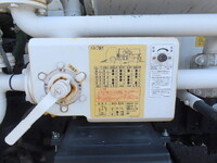 いすゞエルフ散水車小型（2t・3t）[写真33]